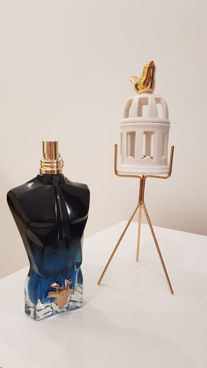 Élégance et Glamour : Votre Sélection de Parfums - Image 8