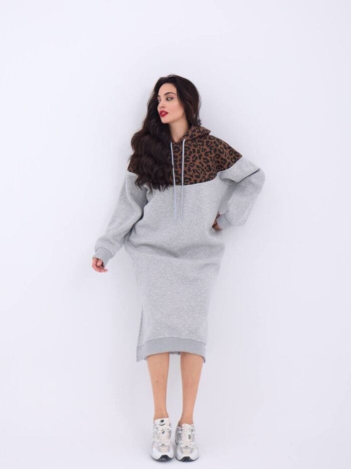 Robe Blanche avec Détails Léopard - Image 2